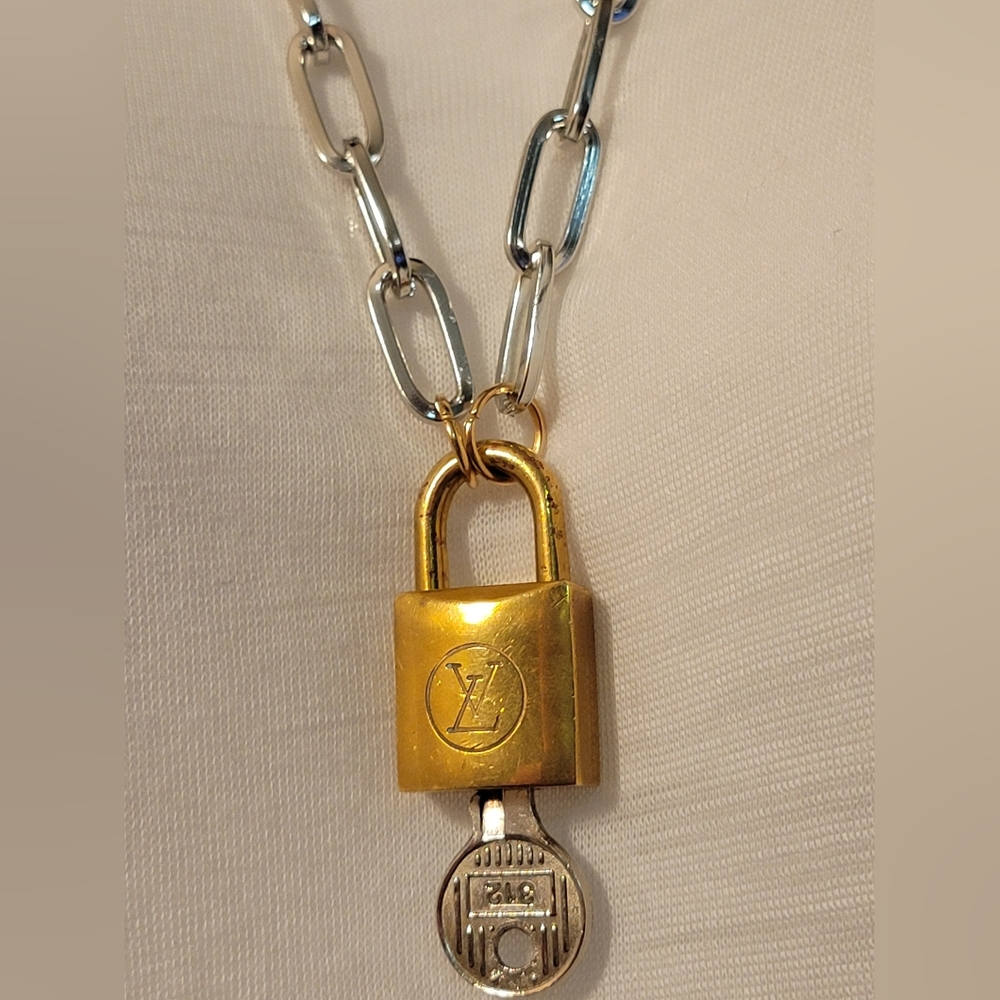 #312 AUTHENTIC RARE, Louis Vuitton Vintage Padlock 2 TONE BRASS/SILVER 22" Chain